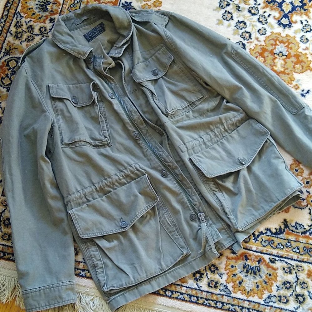 Men's Olive Green Military Style Jacket